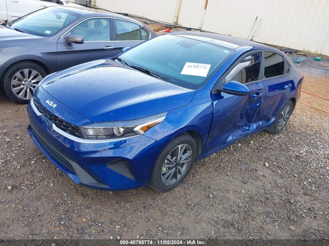KIA Forte Lxs 2023 3KPF24AD4PE647984 Image 2