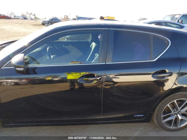 JTHKD5BH1F2241400 Lexus CT 200H