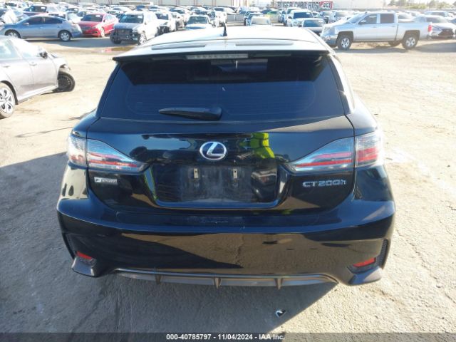 JTHKD5BH1F2241400 Lexus CT 200H