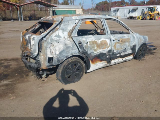KNDCP3LE0R5165161 KIA NIRO LX
