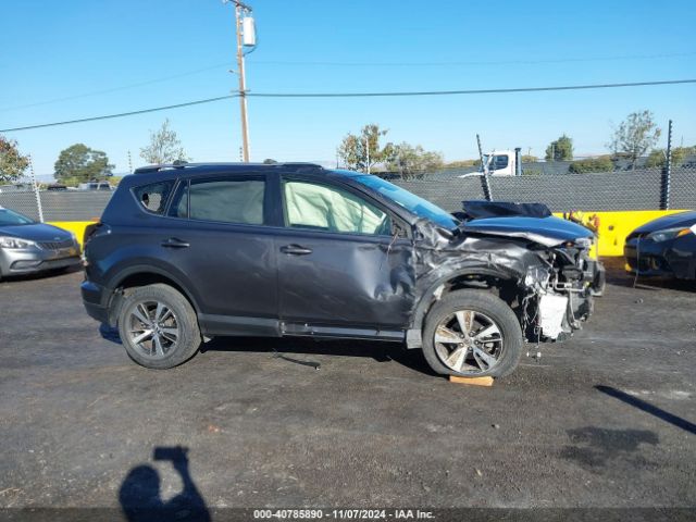 JTMWFREV9HJ146923 Toyota Rav4 Xle