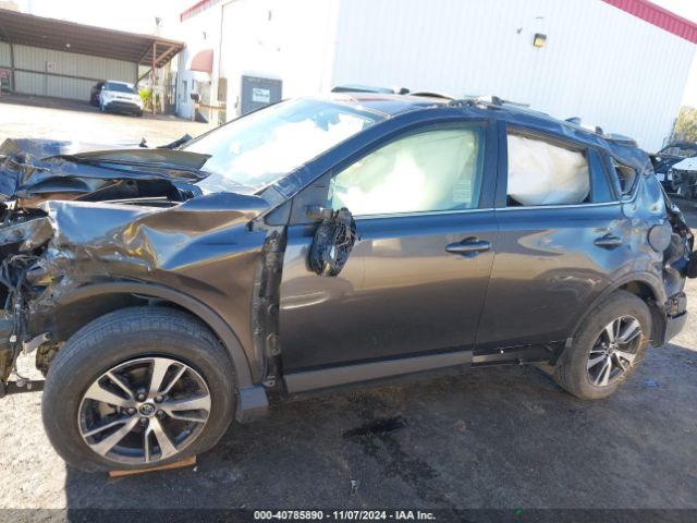 JTMWFREV9HJ146923 Toyota Rav4 Xle