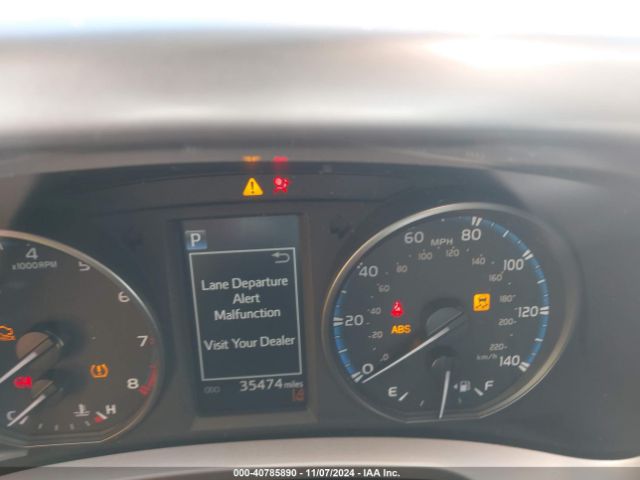 JTMWFREV9HJ146923 Toyota Rav4 Xle
