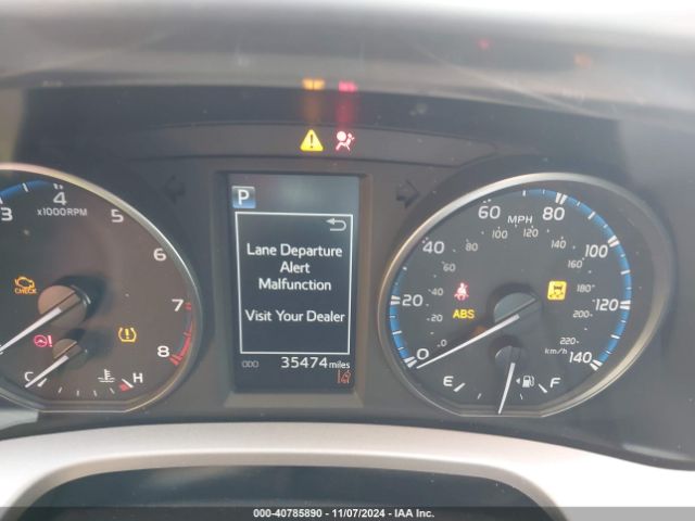 JTMWFREV9HJ146923 Toyota Rav4 Xle