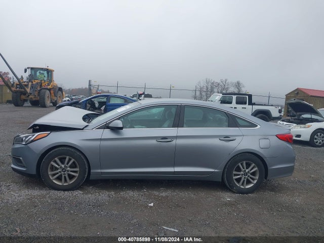 Hyundai Sonata 2017 5NPE24AF2HH581607 Image 14