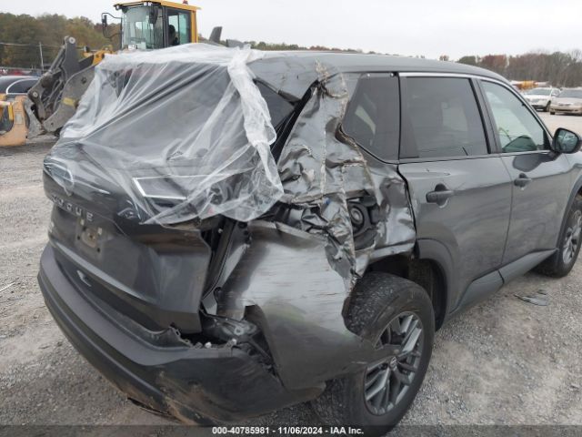 5N1AT3AA2MC757082 Nissan Rogue S Fwd