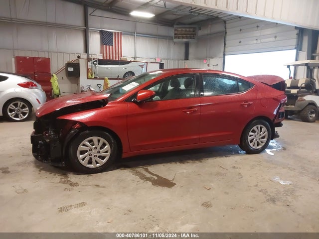 Hyundai ELANTRA SE 2018 5NPD74LFXJH229620 Image 14