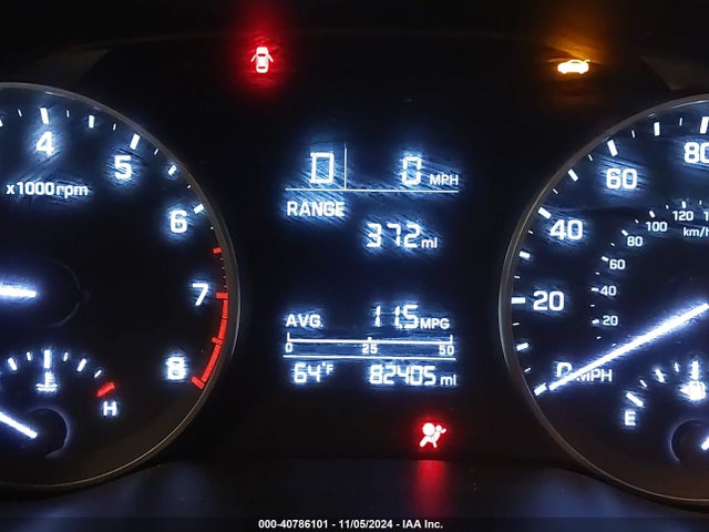 Hyundai ELANTRA SE 2018 5NPD74LFXJH229620 Image 15
