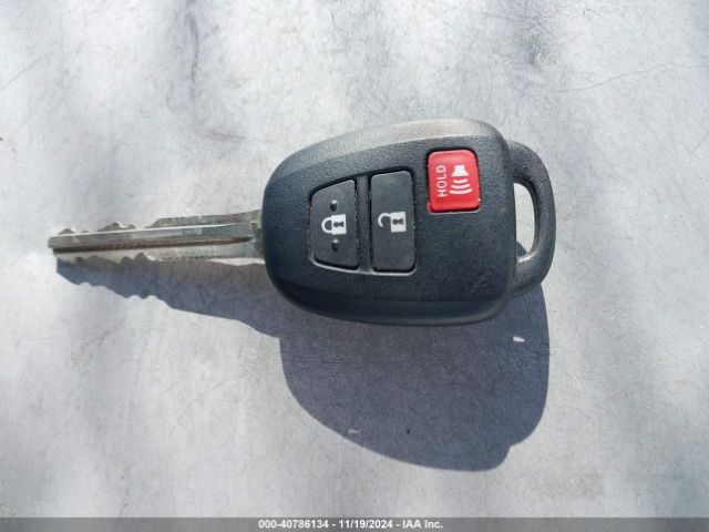 5TFAZ5CN6JX064793 Toyota Tacoma Sr5 V6