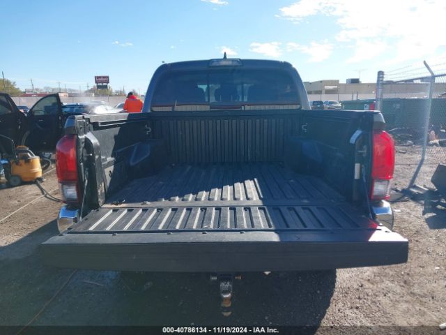 5TFAZ5CN6JX064793 Toyota Tacoma Sr5 V6