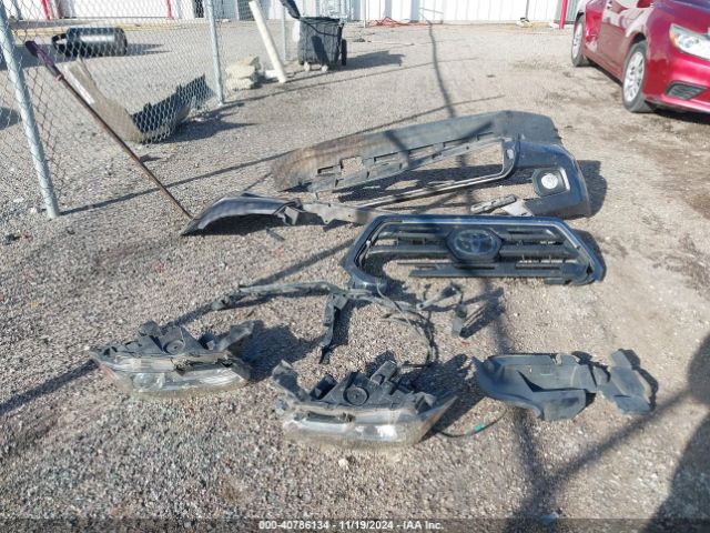 5TFAZ5CN6JX064793 Toyota Tacoma Sr5 V6