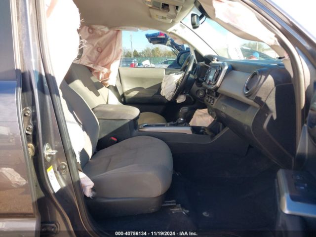 5TFAZ5CN6JX064793 Toyota Tacoma Sr5 V6