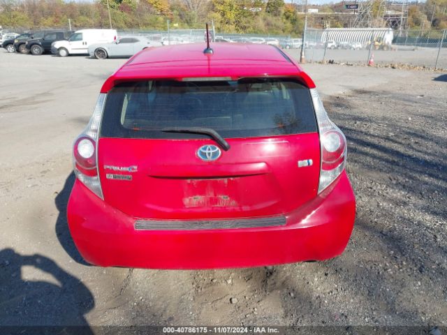 JTDKDTB38E1067436 Toyota Prius C Four