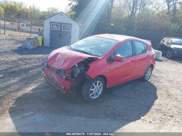 JTDKDTB38E1067436 Toyota Prius C Four