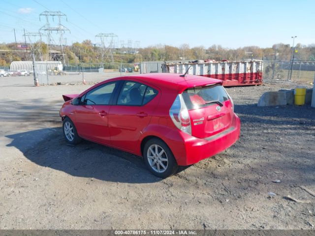 JTDKDTB38E1067436 Toyota Prius C Four