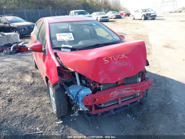 JTDKDTB38E1067436 Toyota Prius C Four