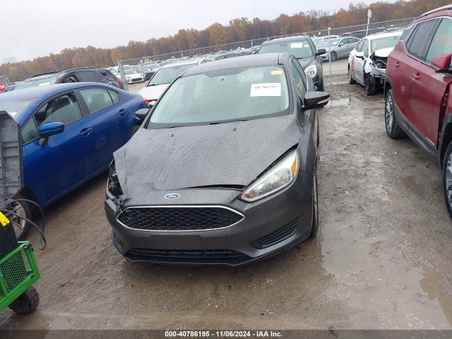 Ford FOCUS SE 2015 1FADP3F24FL353877 Image 12
