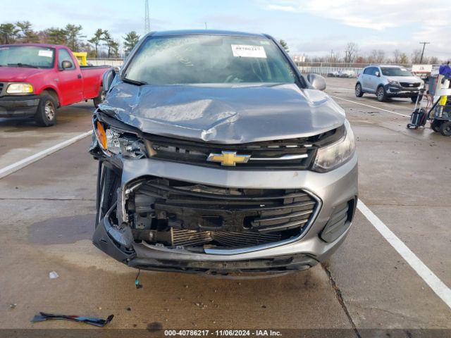 3GNCJNSB7LL240232 Chevrolet Trax Awd Ls