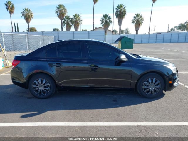 1G1PA5SH3F7106544 Chevrolet Cruze Ls Auto