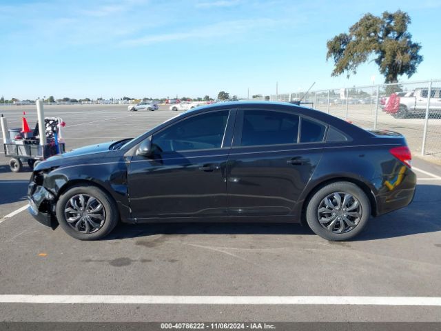 1G1PA5SH3F7106544 Chevrolet Cruze Ls Auto