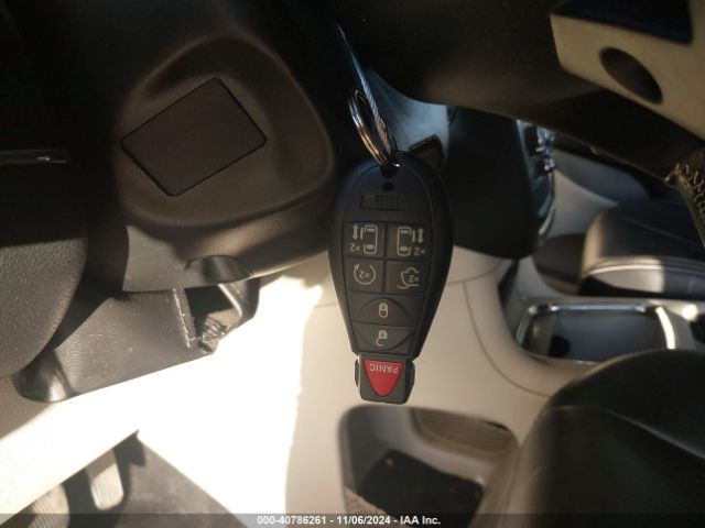 2C4RDGCG3HR692589 Dodge Grand Caravan Sxt