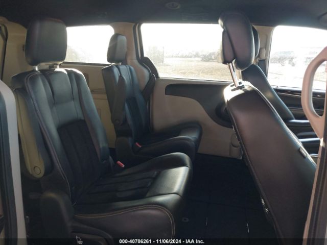 2C4RDGCG3HR692589 Dodge Grand Caravan Sxt