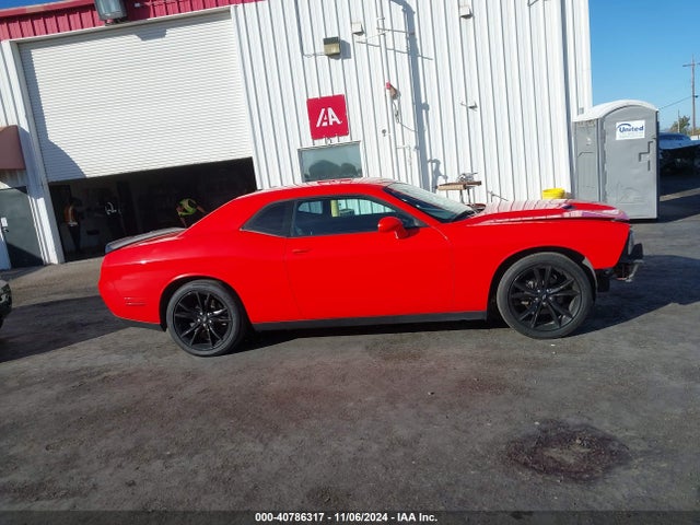 Dodge Challenger Sxt 2018 2C3CDZAG9JH288636 Image 14