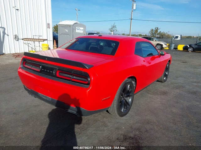 Dodge Challenger Sxt 2018 2C3CDZAG9JH288636 Image 4