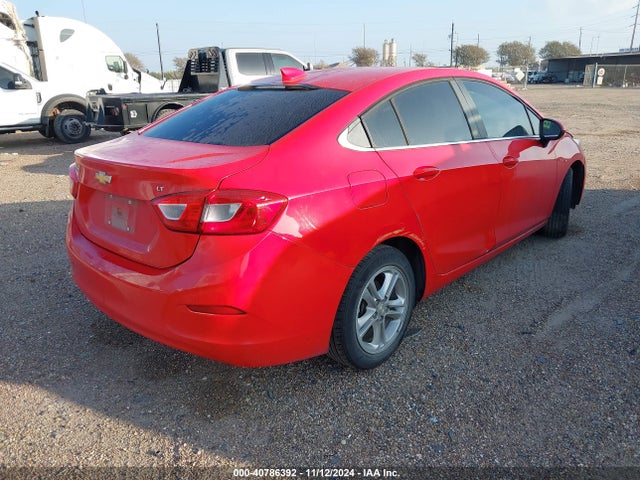 Chevrolet Cruze Lt Auto 2018 1G1BE5SM8J7221824 Image 4