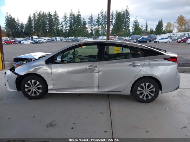 Toyota Prius Le 2019 JTDL9RFU2K3005946 Image 14