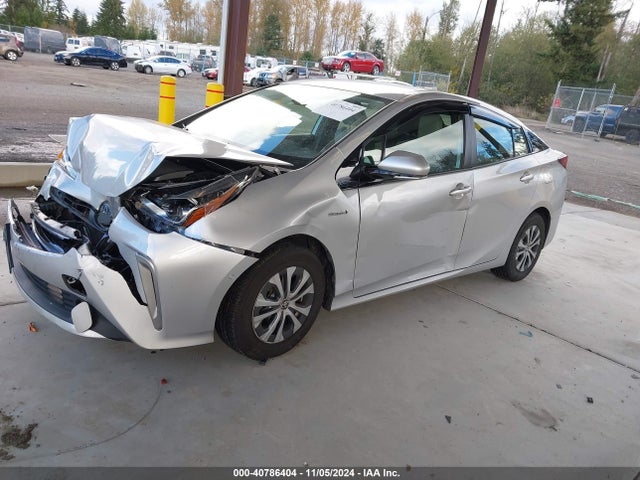 Toyota Prius Le 2019 JTDL9RFU2K3005946 Image 2