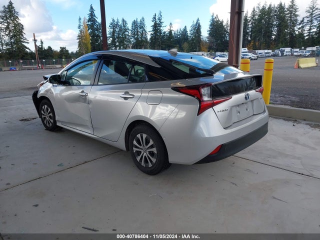Toyota Prius Le 2019 JTDL9RFU2K3005946 Image 3