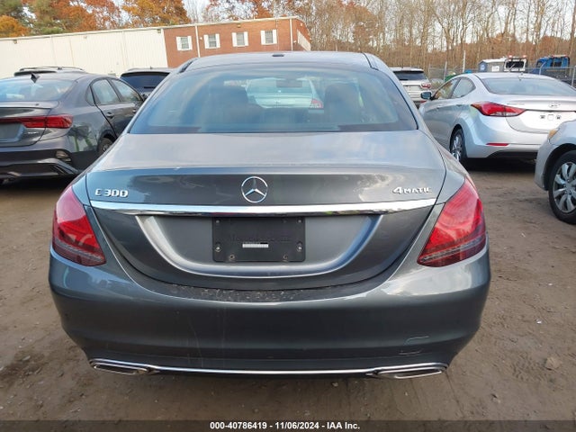 W1KWF8EB8MR648758 Mercedes-Benz C 300 4matic