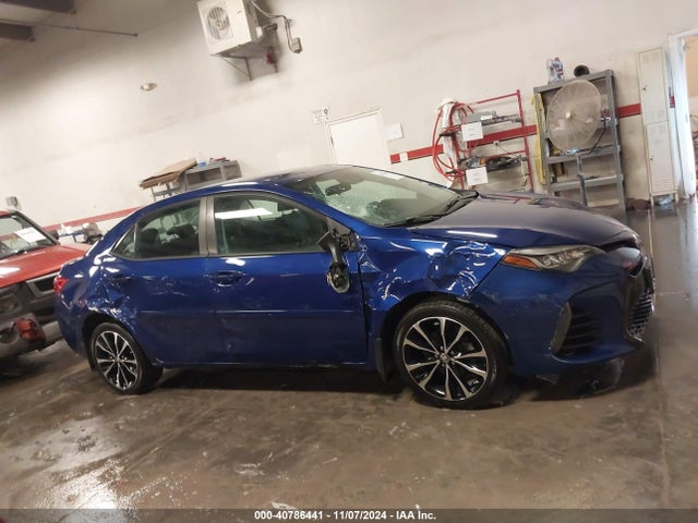 Toyota COROLLA SE 2018 5YFBURHE8JP757303 Image 13