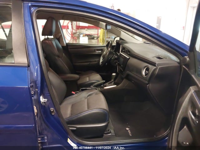Toyota COROLLA SE 2018 5YFBURHE8JP757303 Image 5