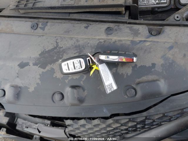 2C4RC1CG0PR616584 Chrysler Voyager Lx
