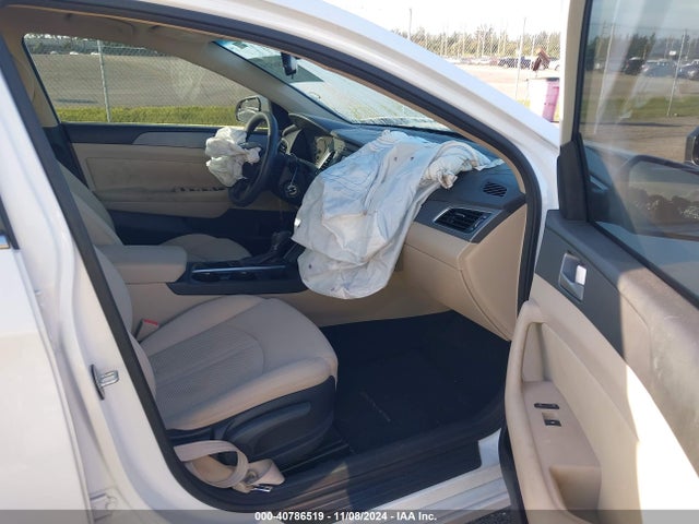 Hyundai SONATA SE 2015 5NPE24AF1FH201587 Image 5