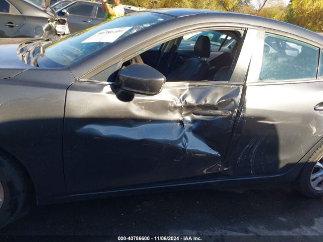 3MZBM1W71FM218118 Mazda Mazda3 I Grand Touring