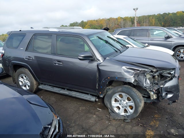 Toyota 4runner Sr5 Premium 2018 JTEZU5JR8J5184481 Image 13