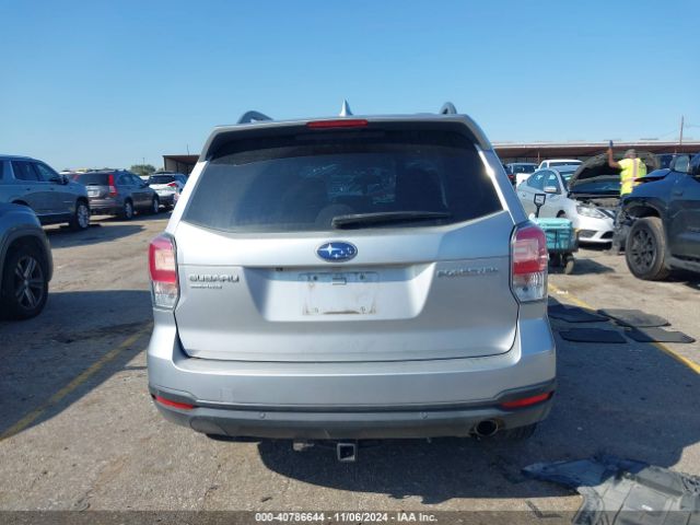 JF2SJAWC5JH566057 Subaru Forester 2.5i Touring