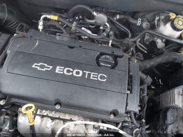 1G1PA5SH3E7175541 Chevrolet Cruze Ls Auto