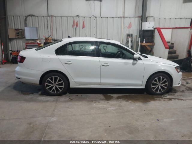 3VWDB7AJ1HM204050 Volkswagen Jetta 1.4t Se