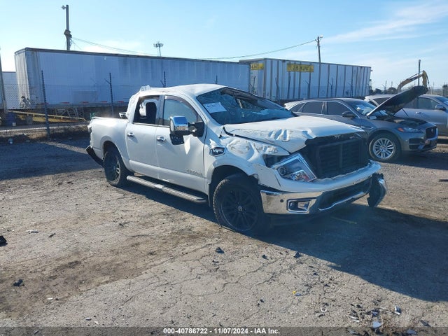 2017 1N6AA1E56HN546602 main image