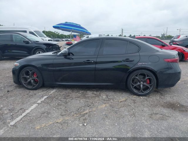 ZARFAMAN0K7622140 Alfa Romeo Giulia Sport Rwd