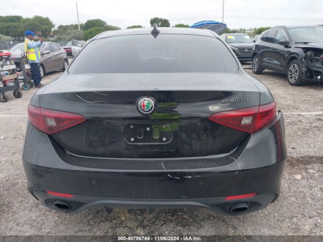 ZARFAMAN0K7622140 Alfa Romeo Giulia Sport Rwd