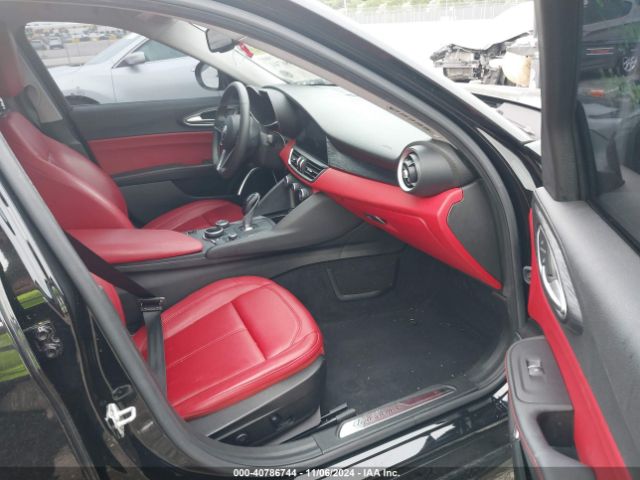 ZARFAMAN0K7622140 Alfa Romeo Giulia Sport Rwd