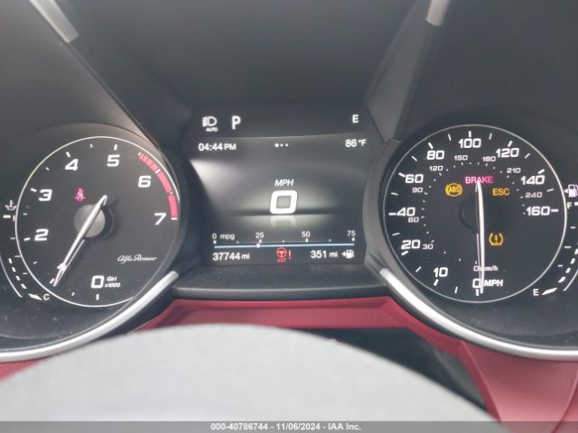 ZARFAMAN0K7622140 Alfa Romeo Giulia Sport Rwd