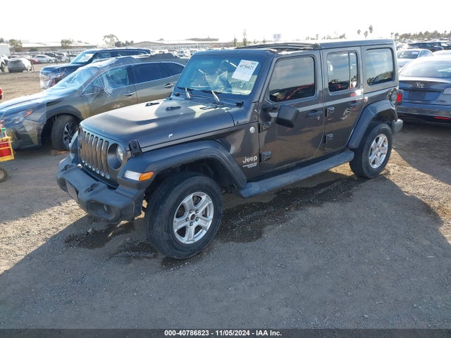 1C4HJXDG8KW536596 Jeep Wrangler Unlimited Sport S 4x4