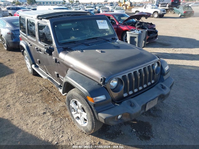 1C4HJXDG8KW536596 Jeep Wrangler Unlimited Sport S 4x4