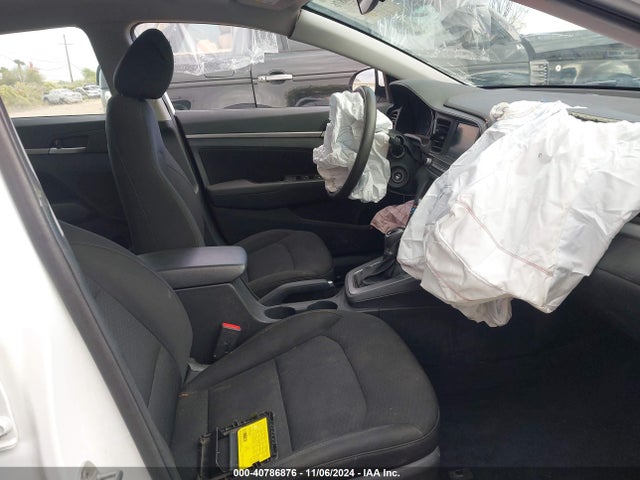 5NPD84LFXLH511613 Hyundai ELANTRA SEL